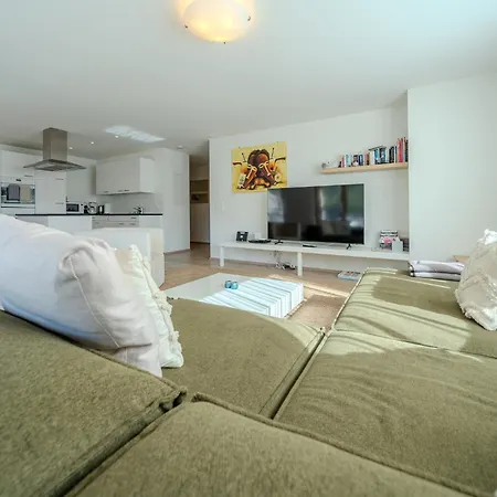 Sunnaschy Heidi By Vacations, Exklusive App Nahe Skilift-kulm Mit Privatparkplatz * Arosa