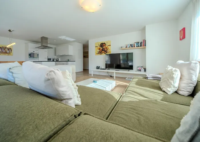 Sunnaschy Heidi By Vacations, Exklusive App Nahe Skilift-kulm Mit Privatparkplatz * Arosa